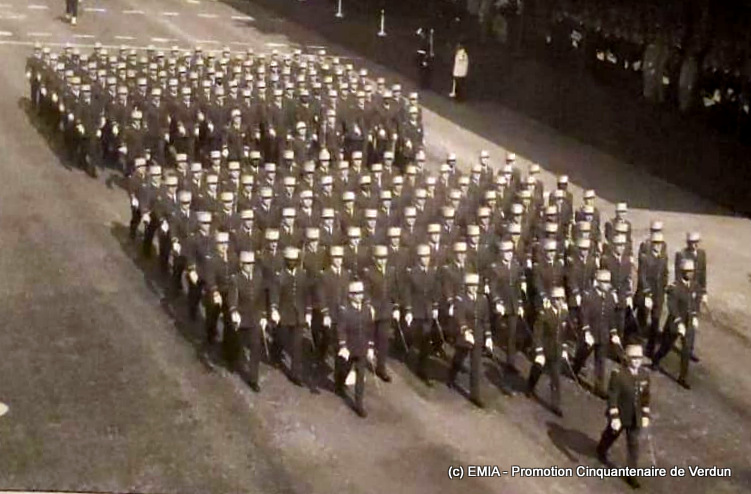 Défilé de la promotion Cinquantenaire de Verdun